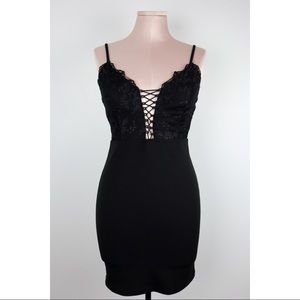 Main Strip Black Lace Up Body Con